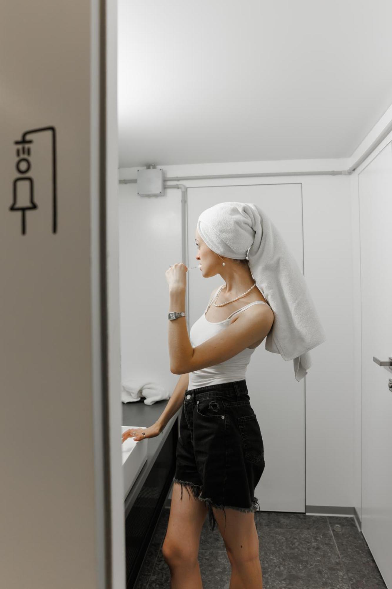 Capsule Hotel Constellation 91 إلفيف المظهر الخارجي الصورة